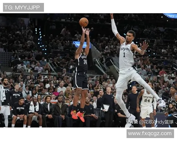 文班亚马首场比赛表现抢眼5次盖帽加上隔扣字母哥引发热烈讨论