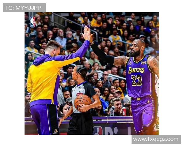 湖人对决快船精彩直播回顾与赛后分析尽在此处